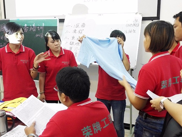 welcome购彩员工培训现场
